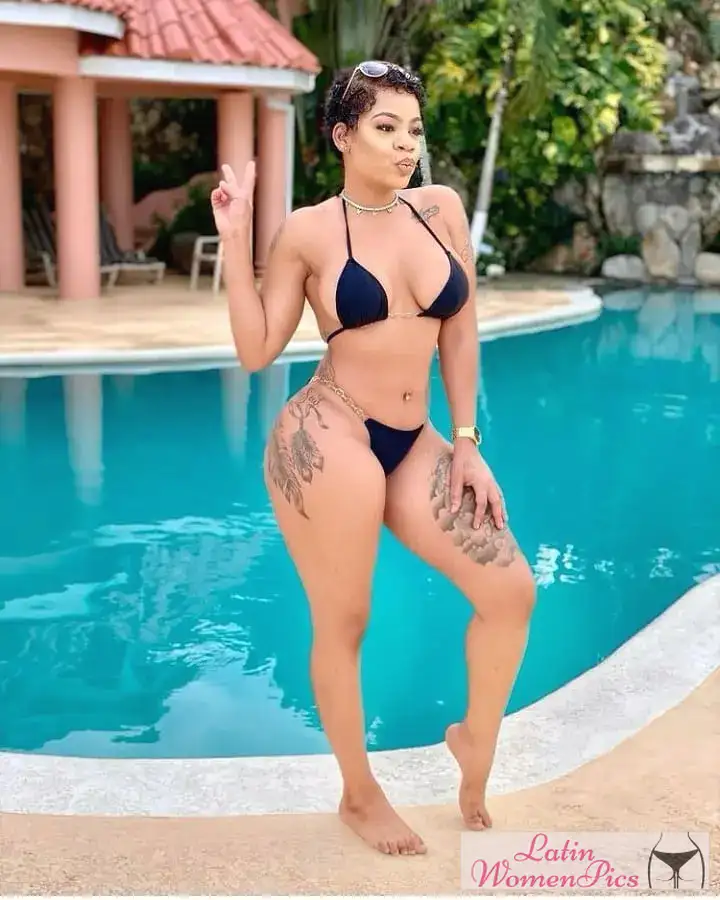 Jamaican females image