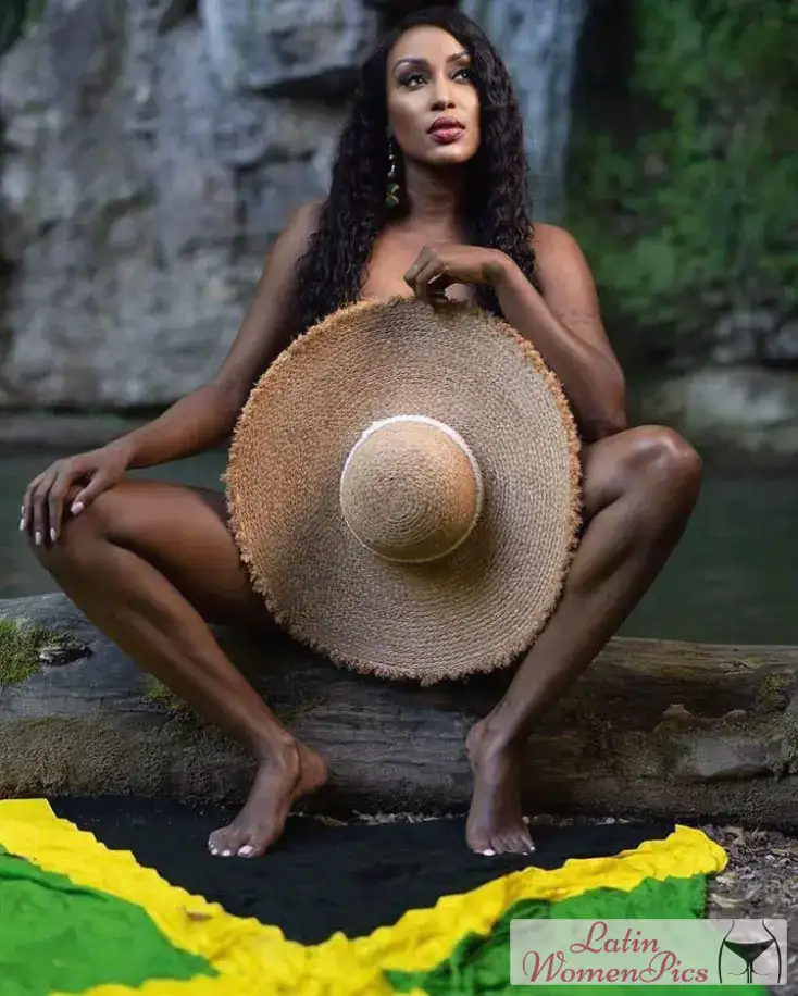mesmerizing woman from Jamaica