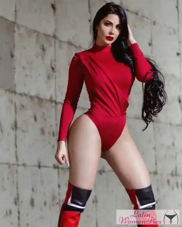 sexy Venezuelan girl